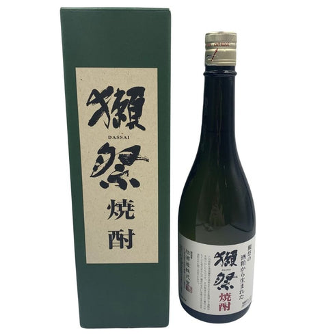 旭酒造 獺祭 獺祭の酒粕から生まれた焼酎 720ml 39% 2020年11月 DASSAI 米焼酎【A5】