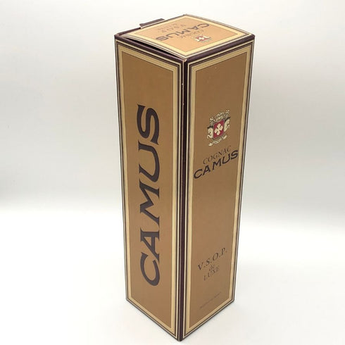 カミュ VSOP デラックス 700ml 40% CAMUS VSOP de LUXE コニャック【G0】