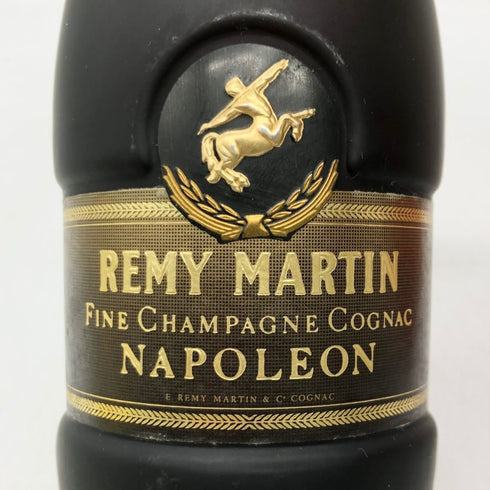 レミーマルタン ナポレオン ファインシャンパーニュ 700ml 40% REMY MARTIN NAPOLEON FINE CHANPAGNE コニャック【J2】