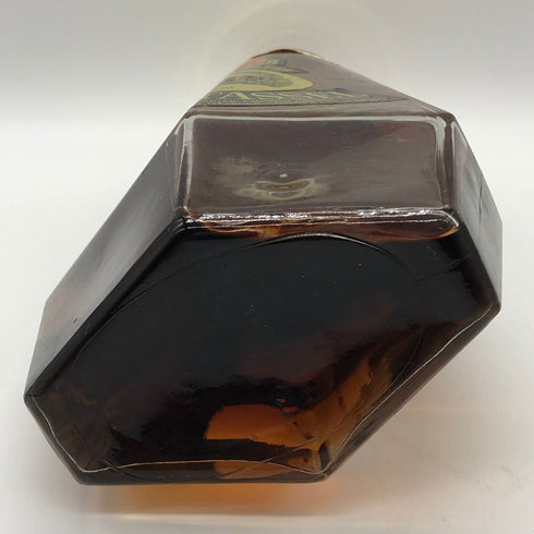 ゴールド タッセル 7年 マックギネス 710ml 40% 特級表記 GOLD TASSEL McGUINESS スコッチウイスキー【G2】