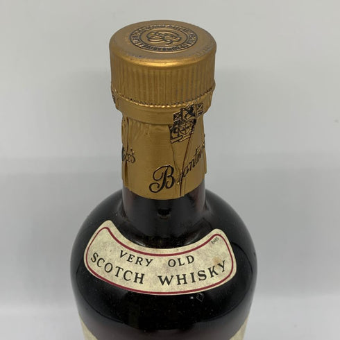 バランタイン 30年 ベリーオールド 金キャップ 青青紋章 750ml 43% Ballantine's VERY OLD スコッチウイスキー【D4】