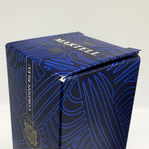 マーテル コルドンブルー エクストラオールド 700ml 40% MARTELL CORDON BLEU EXTRA OLD コニャック【V1】
