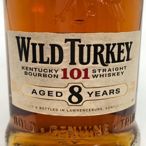 ワイルドターキー 8年 101プルーフ 700ml 50.5% WILD TURKEY バーボン【E2】