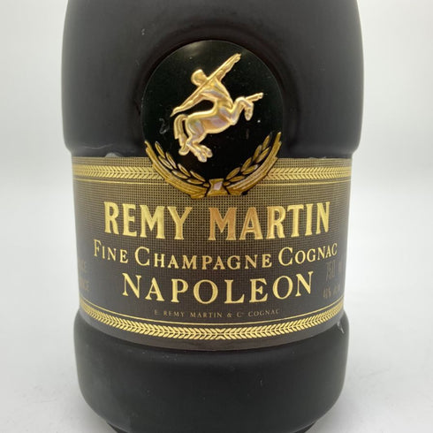 レミーマルタン ナポレオン ファインシャンパーニュ 700ml 40% REMY MARTIN NAPOLEON FINE CHANPAGNE コニャック【M4】