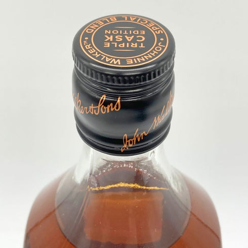 ジョニーウォーカー ブラック トリプルカスクエディション 700ml 40% JOHNNIE WALKER BLACK LABEL TRIPLE CASK EDITION 【A】