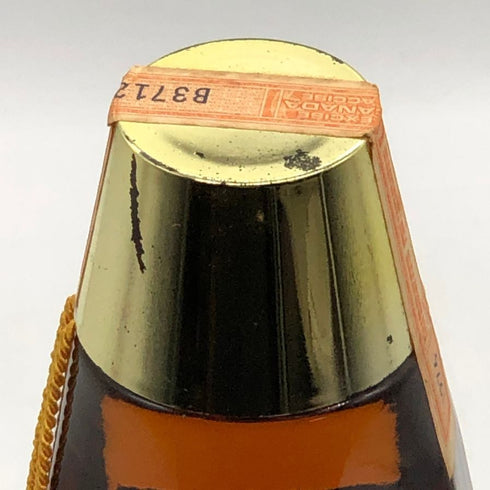 ゴールド タッセル 7年 マックギネス 710ml 40% 特級表記 GOLD TASSEL McGUINESS ウイスキー【G3】