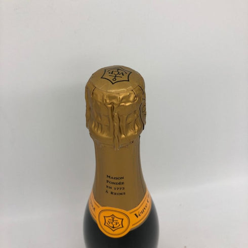 ヴーヴ クリコ ブリュット イエローラベル 375ml 12% VEUVE CLICQUOT YELLOW シャンパン【J2】