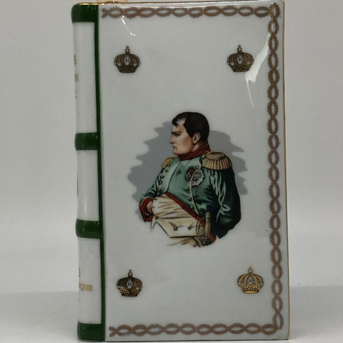 カミュ ナポレオン ブック 白陶器 700ml 40% CAMUS NAPOLEON BOOK コニャック1159g【J4】
