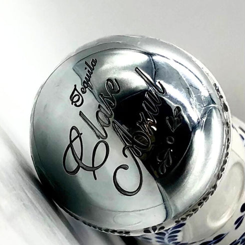 クラセアスール レポサド ウルトラ プレミアム 陶器ボトル 2068g 750ml 40% CLASE AZUL REPOSADO ULTRA PREMUAM テキーラ2080g【J4】