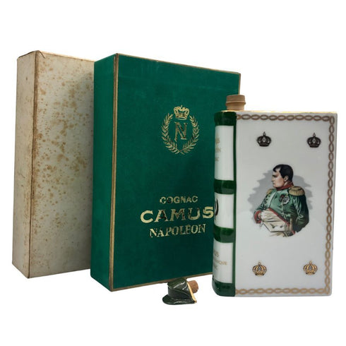 カミュ ナポレオン ブック 白陶器 700ml 40% CAMUS NAPOLEON BOOK コニャック1317g【T1】