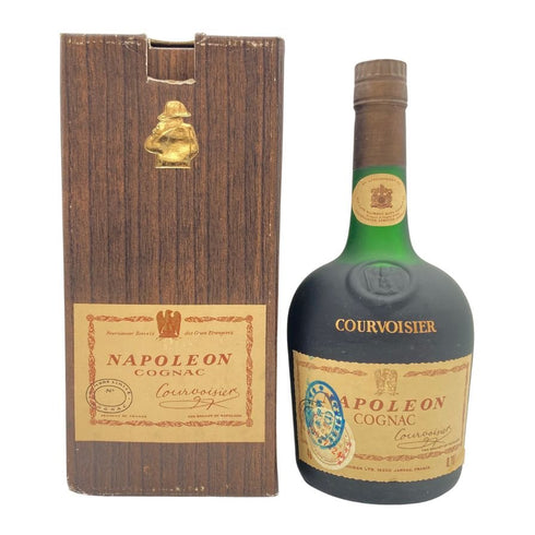 クルボアジェ ナポレオン 旧ラベル 韓国免税店ラベル COGNAC 700ml 40% COURVOISIER NAPOLEON コニャック【E2】