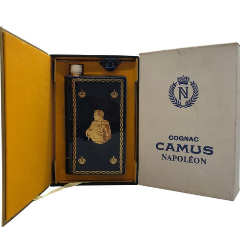 カミュ ナポレオン ブック 青陶器 700ml 40% CAMUS NAPOLEON コニャック1162g【G2】