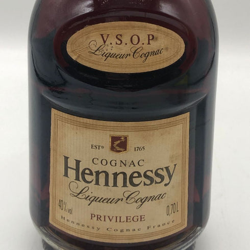 ヘネシー VSOP 金キャップ プリヴィレッジ 700ml 40% Hennessy Privilege コニャック【U0】