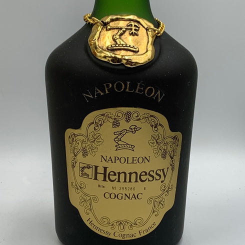 ヘネシー ナポレオン 特級表記 700ml 40% Hennessy NAPOLEON コニャック【O0】
