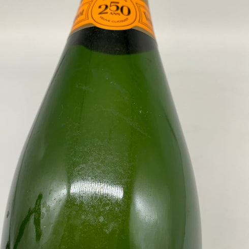 ヴーヴ クリコ ブリュット イエローラベル 750ml 12% VEUVE CLICQUOT YELLOW シャンパン【G2】