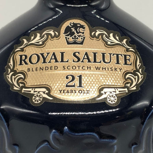 ロイヤルサルート 21年 シグネチャーブレンド 青陶器ボトル 700ml 40% ROYAL SALUTE スコッチウイスキー1354g【C4】