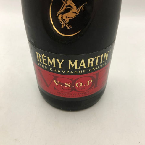 レミーマルタン VSOP ファインシャンパーニュ 赤ラベル 現行 700ml 40% REMY MARTIN コニャック【T4】