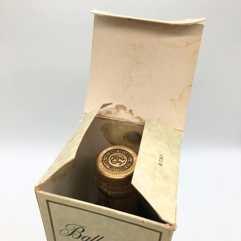 バランタイン 30年 ベリーオールド 金キャップ 青青紋章 750ml 43% Ballantine's VERY OLD スコッチウイスキー【G】
