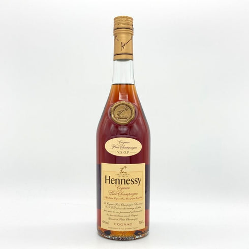 ヘネシー VSOP ファインシャンパーニュ スリムボトル クリアボトル 700ml 40% Hennessy VSOP コニャック【Q4】