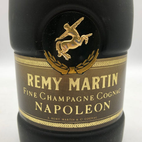 レミーマルタン ナポレオン ファインシャンパーニュ 700ml 40% REMY MARTIN NAPOLEON FINE CHANPAGNE コニャック【W1】