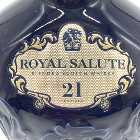 ロイヤルサルート 21年 シグネチャーブレンド 青陶器ボトル 700ml 40% ROYAL SALUTE スコッチウイスキー1355g【L1】