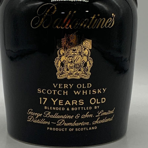 バランタイン 17年 ベリーオールド 陶器ボトル 750ml 43% Ballantine's VERY OLD スコッチウイスキー1404g【C3】