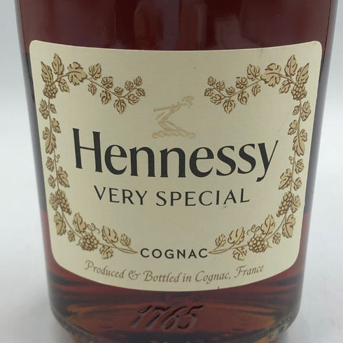 ヘネシー ベリースペシャル コニャック 700ml 40% Hennessy VERY SPECIAL コニャック【G1】