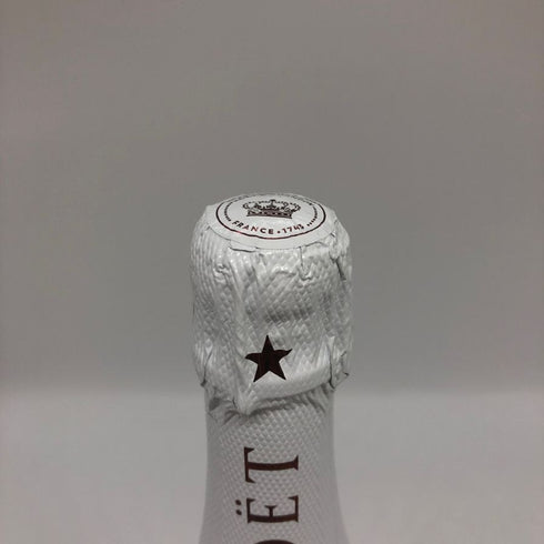 モエ・エ・シャンドン アンペリアル ファレル・ウィリアムス 750ml 12.5% Moët & Chandon x Pharrell Williams シャンパン【I2】