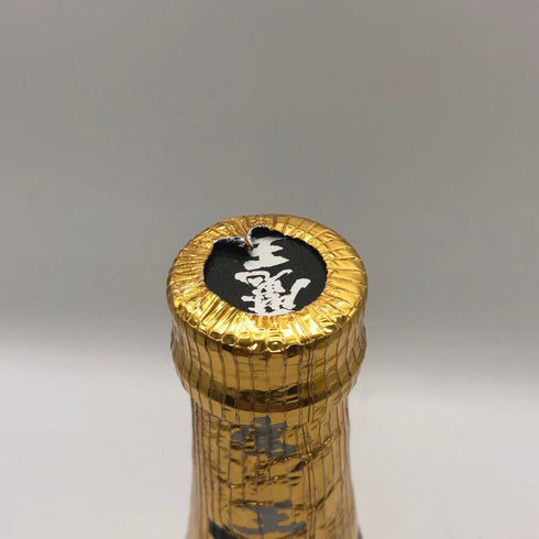 白玉醸造 魔王 名門の粋 720ml 25% 芋焼酎【H1】