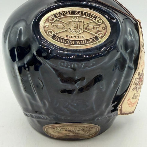 シーバス ブラザーズ ロイヤルサルート 21年 青陶器 700ml 40% CHIVAS BROTHERS ROYAL SALUTE スコッチウイスキー1330g【M0】