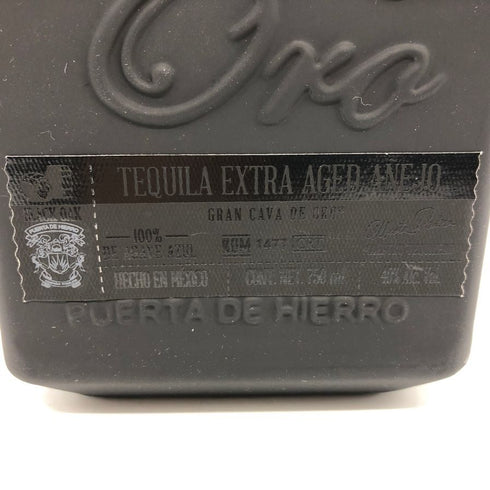 カヴァデオロ ブラックエディション 750ml 40% Cava de Oro テキーラ1692g【E1】