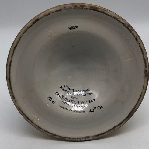 ベルズ 1981年 チャールズ皇太子 ダイアナ妃 結婚記念陶器ボトル 750ml 43度 BELLS TO COMMEMORATE PRINCE CHARLES LADY DIANA スコッチウイスキー1403g【G3】