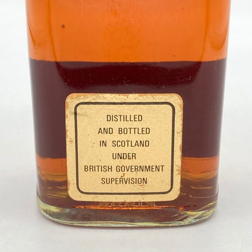 ジョニー ウォーカー ブラックラベル エクストラ スペシャル 特級 黒金キャップ 750ml 43% Johnnie Walker Black Label Extra Special スコッチウイスキー【W4】