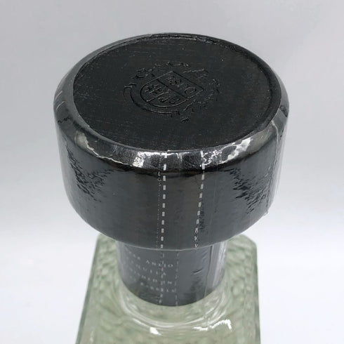 クエルボ アネホ 1800 クリスタリーノ 750ml 35% Cuervo ANEJO CRISTALINO テキーラ【G3】