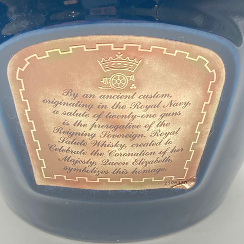 シーバス ブラザーズ ロイヤルサルート 21年 青陶器 700ml 40% Chivas Brothers ROYAL SALUTE 1336g【W】