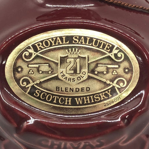 シーバス ブラザーズ ロイヤル サルート 21年 赤陶器 700ml 40% CHIVAS BROTHERS ROYAL SALUTE 1327g【T4】
