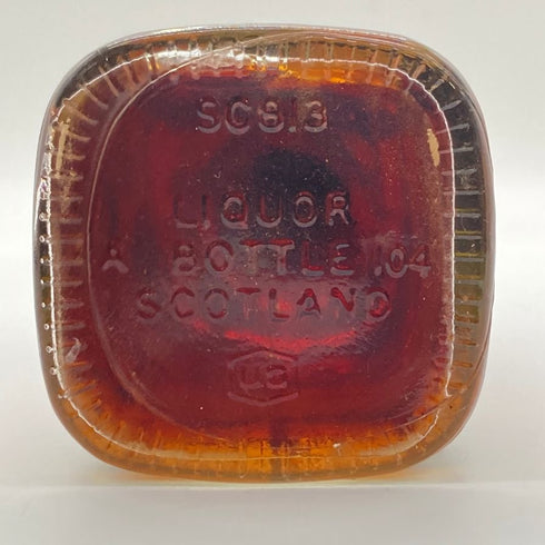 ジョニーウォーカー ブラックラベル エクストラ スペシャル 特級 金キャップ 760ml 43% JOHNNIE WALKER BLACK LABEL EXTRA SPECIAL 【SKU】