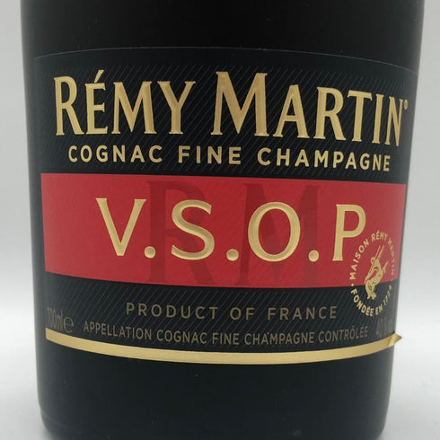 レミーマルタン VSOP ファインシャンパーニュ 赤ラベル 現行 700ml 40% REMY MARTIN コニャック【N1】