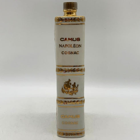 カミュ ナポレオン ブック 紳士と淑女 天使の戯れ 陶器 700ml 40% CAMUS NAPOLEON BOOK コニャック1214g【B3】