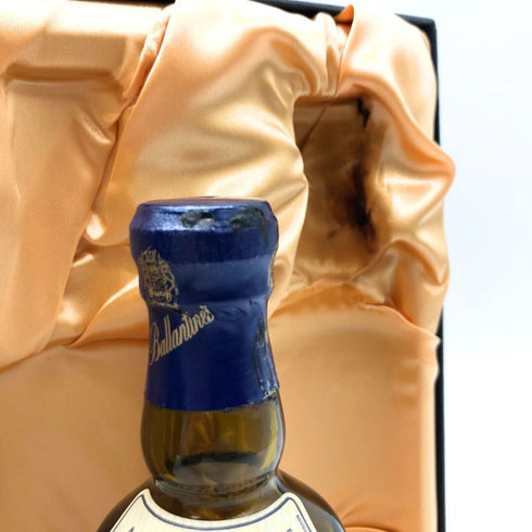 東京都限定◆バランタイン プレミアムコレクション 200ml 43% Ballantine's 3本セット 【I1】
