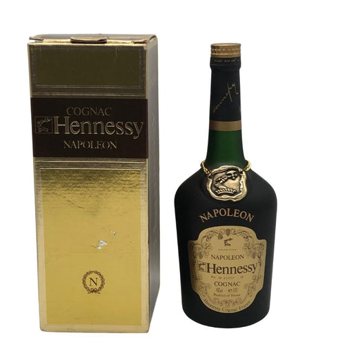 ヘネシー ナポレオン 700ml 40% Hennessy NAPOLEON コニャック【O2】