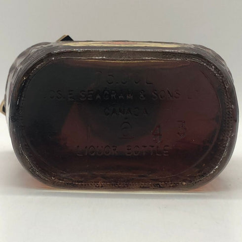 シーグラム クラウン ロイヤル 1974 750ml 40% Seagram's Crown Royal スコッチウイスキー【G1】