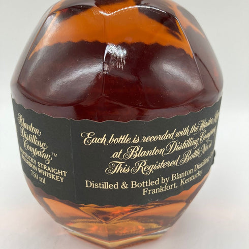 ブラントン シングルバレル ブラックラベル 2023 750ml 40% Blanton's SINGLE BARREL BLACK LABEL バーボン【M】