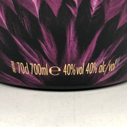 ロイヤル サルート 21年 ファッション コレクション ハリス リード エディション パープル 40% 700ml Royal Salute 21yo The Fashion Collection Harris Reed スコッチウイスキー1407g【D4】