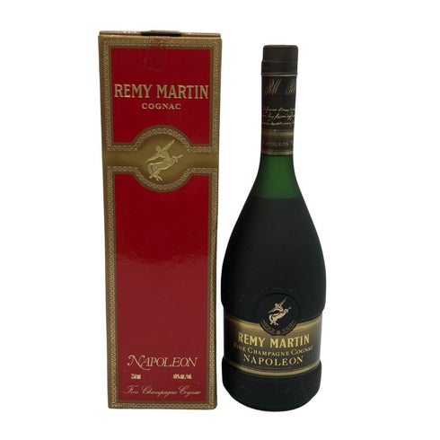 レミーマルタン ナポレオン ファインシャンパーニュ 700ml 40% REMY MARTIN NAPOLEON FINE CHANPAGNE コニャック【W1】