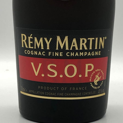 レミーマルタン VSOP ファインシャンパーニュ 赤ラベル 現行 700ml 40% REMY MARTIN コニャック【G4】