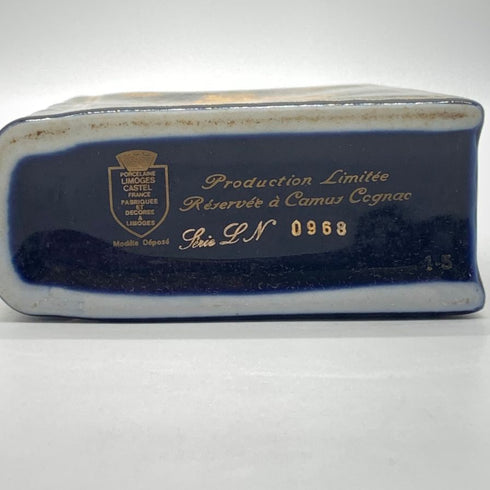 カミュ ナポレオン ブック 青陶器 700ml 40% CAMUS NAPOLEON コニャック1172g【H1】