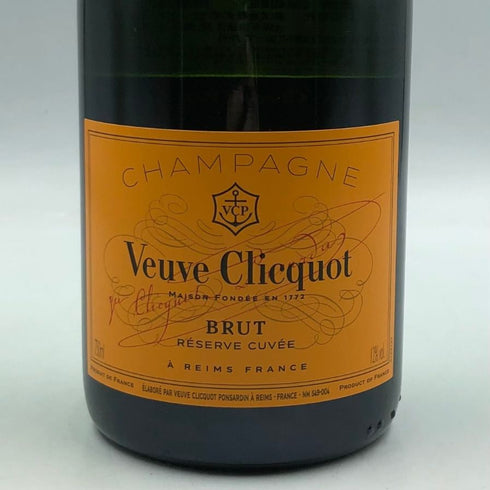 ヴーヴ クリコ ブリュット イエローラベル 750ml 12% VEUVE CLICQUOT YELLOW シャンパン【K1】