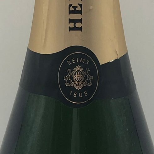アンリオ ブリュット スーヴェラン 750ml HENRIOT Brut Souverain シャンパン【N1】