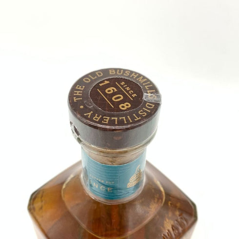 ブッシュミルズ 10年 シングルモルト 700ml 40% BUSHMILLS アイリッシュウイスキー【D2】